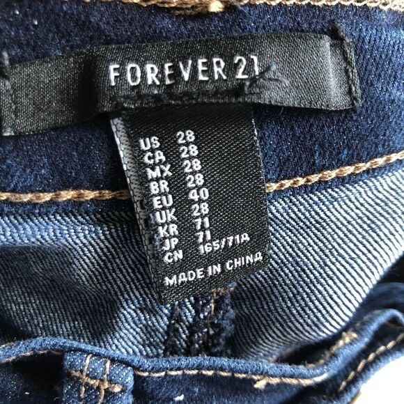 Dark‎ Wash Forever 21 skinny Jeans size 28 - Picture 3 of 3